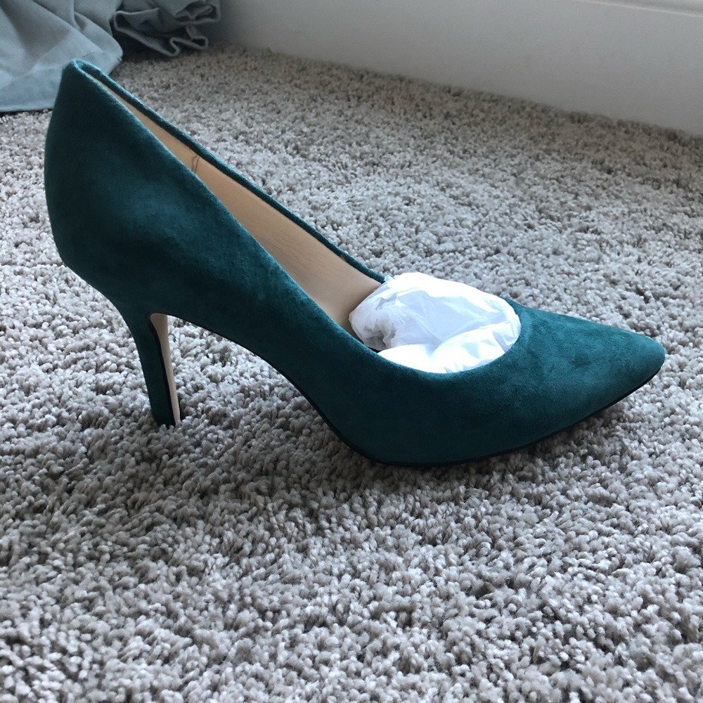 NWT Nine West Flax Pumps